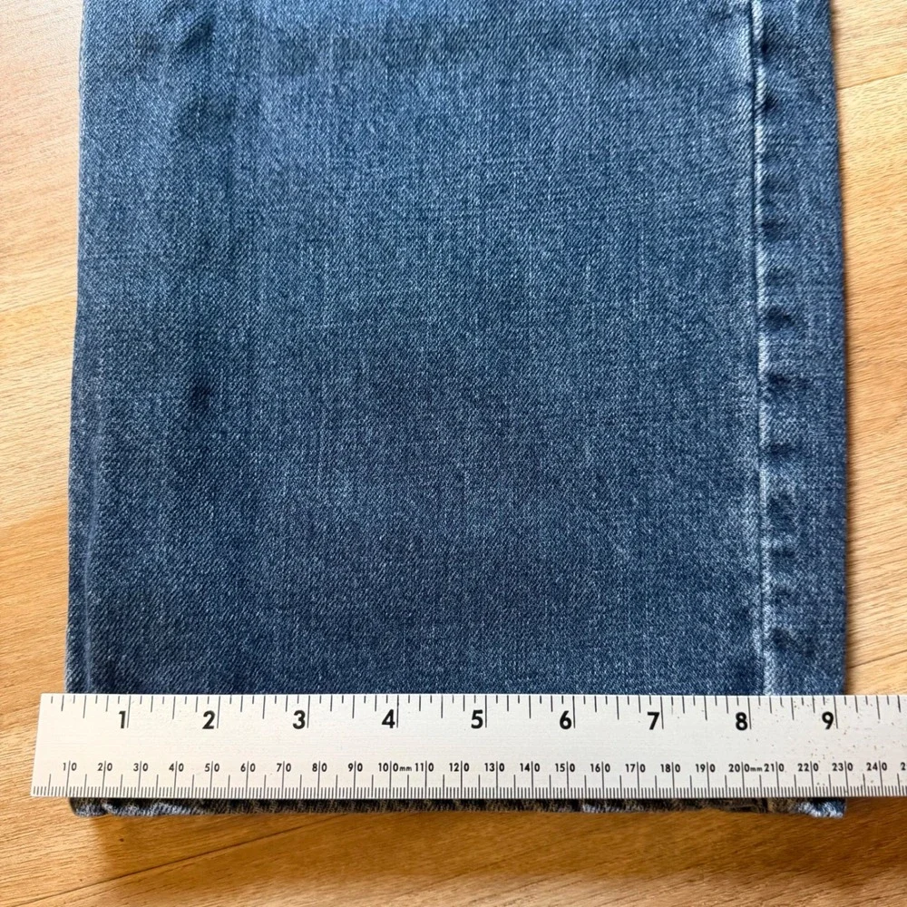 Levis levi 569